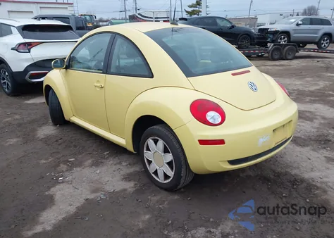 2008 Volkswagen New Beetle S/Se z USA, uszkodzony, nr VIN 3VWRW31C58M527389